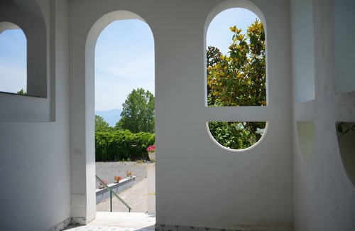Trecase House | Elegante Villa Posta tra i Percorsi del Parco Nazionale del Vesuvio