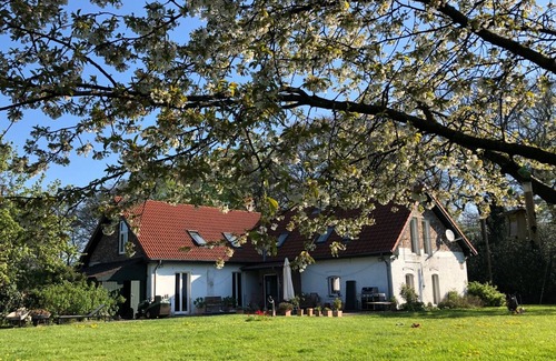 Ratingen Apartment | Elegantes Wohnen im Hofgut Angerland