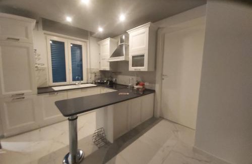 Portoferraio Apartment | ELEGANTISSIMO APPARTAMENTO DIRETTAMENTE SUL MARE SPIAGGIA LE GHIAIE 6 posti letto