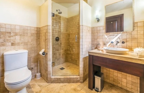 Prospect Apartment | Elegantly Furnished Three Bedroom Apartment