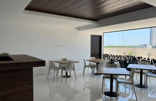 Santa Cruz Apartment | Element de Elite 5E