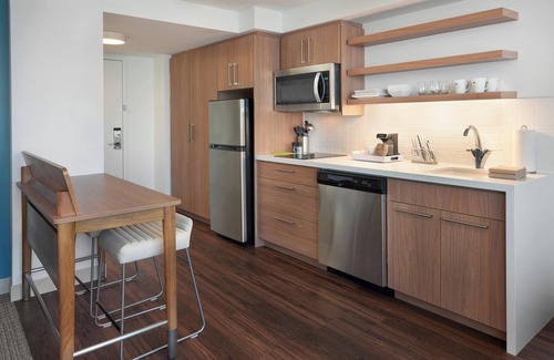 Mississauga Hotel | Element Toronto Airport