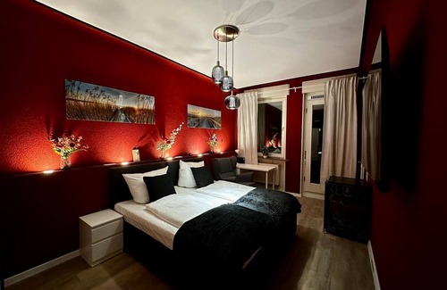 Bous Apartment | Elements Red/Newly renovated room