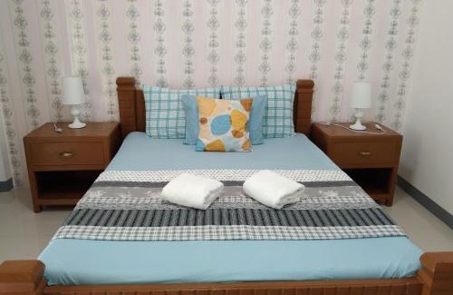 Daanbantayan House | ELEN INN - Malapascua Island Air-conditioned Room2