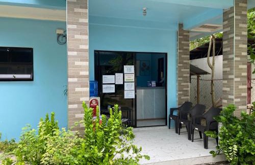 Daanbantayan House | ELEN INN - Malapascua Island - Air-condition Room - SHARED TOILET AND BATH ROOM #5