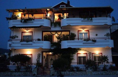 Plataria Apartment | Elenas Apartments