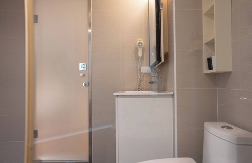 East District House | ElEnce Hotel