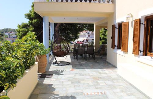 Patitiri Apartment | Eleni's Guest House