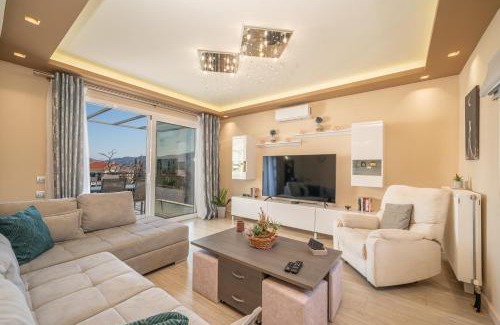 Karavomylos Apartment | Eleni's house