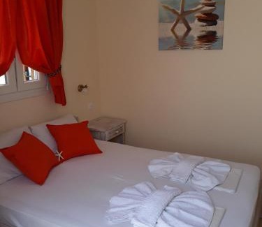 Antiparos Hotel | Eleni's Rooms