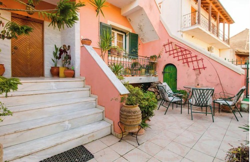 Esperion House | Eleni's Traditional House in Agrafi