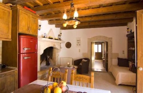 Mylopotamos Villa | Eleni’s Stately Home, Picturesque Location