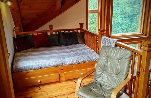 Tobermory House | Elenriel Cottage - Waterfront Timberframe