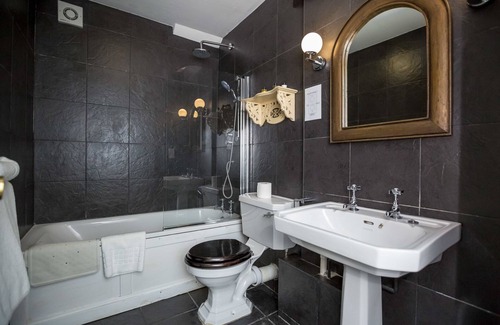 Pangbourne Hotel | Elephant Hotel