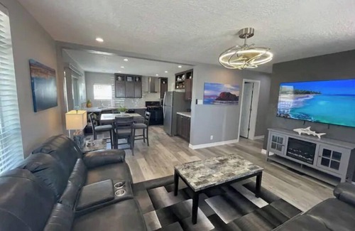 Elephant Butte House | Elephant Lake Resort Oasis New