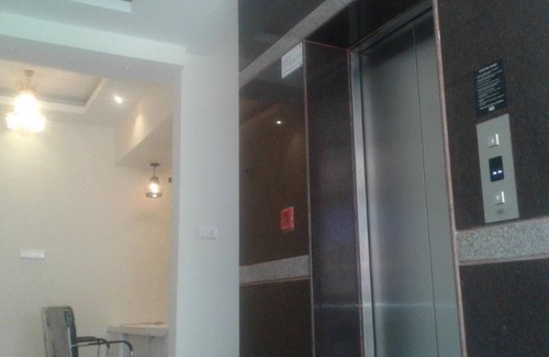 Lakshminarayana Pura Apartment | Elephant Suites Brookefield # 6