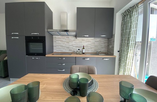 Zona XXXIII Acilia Sud Apartment | Elephantine House