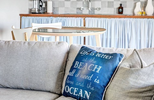 Forresters Beach House | Eleuthera - Direct Beach Access