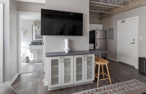 Mobile Apartment | Elevate Studio 6 - Studio Apartment, Sleeps 2