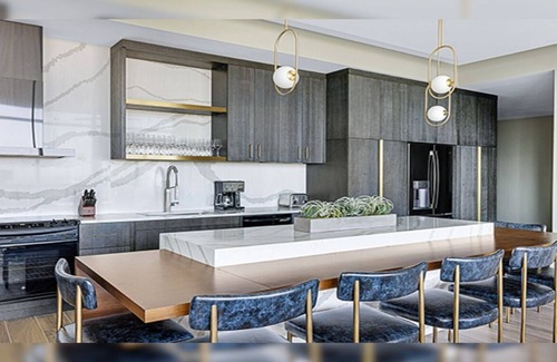 Downtown Atlanta Resort | Elevate Your Escape with Wyndham Atlanta – 1 Bedroom Presidential