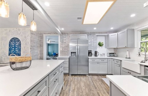 Pomona Park House | Eleven bedroom house in United States of America, Pomona Park