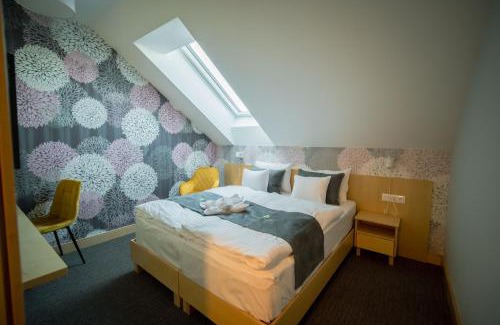 Jaszarokszallas Hotel | Eleven Business & Sport Hotel