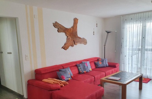 Emmetten Apartment | Elfe - Apartments: Three-bedroom Apartment for 6 guests with patio