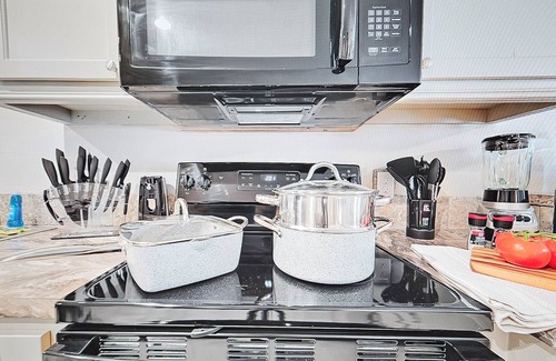 Elgin Apartment | Elgin Oasis Suite A