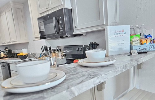 Elgin Apartment | Elgin Oasis Suite B