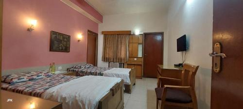 Bhowanipore Bed & Breakfast | ELGIN SUITES