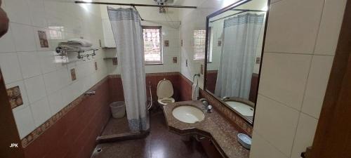Bhowanipore Bed & Breakfast | ELGIN SUITES