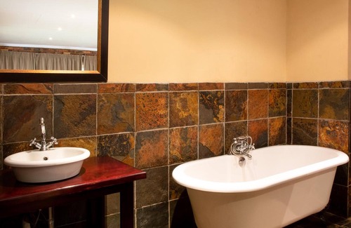 Potchefstroom Cabin | Elgro River Lodge