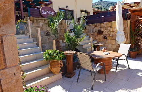 Palaiokastro Villa | Elia 2 maisonette,Near Heraklion, beach & taverns