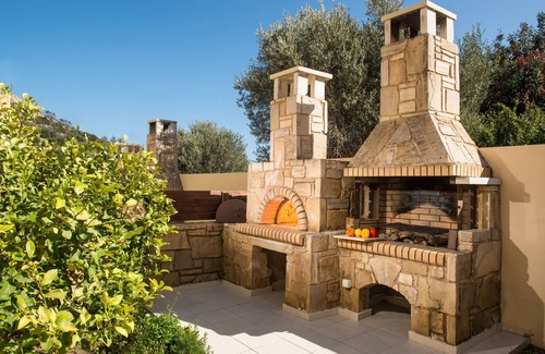 Palaiokastro Ski Chalet | Elia 3 ,cozy two-level maisonette,close to Heraklion