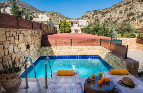 Palaiokastro Villa | Elia 6,cozy two-level maisonette,private pool,close to Heraklion