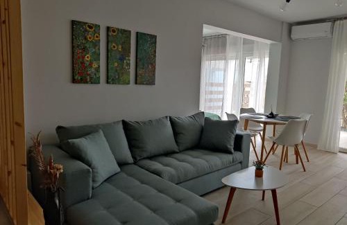 Palaio Tsifliki Apartment | elia by the sea