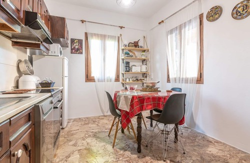 Avdou Cottage | Elias & Maro's house