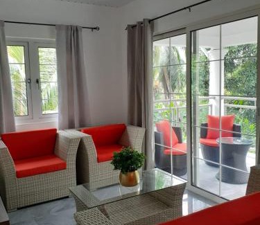 Mare Anglaise House | Elilia's Haven