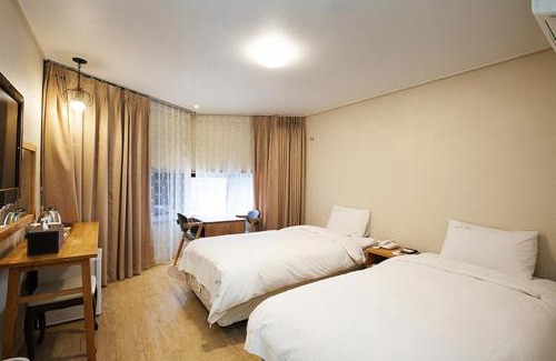 Yeon-dong Hotel | Elin Hotel