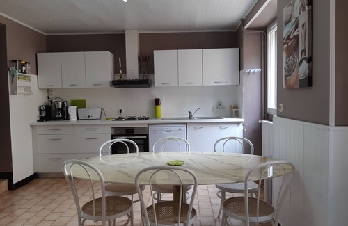 Saint-Martin-le-Redon House | ELISA ❤ village house: fenced pool, garden, courtyard, terrace. PROMOTION.