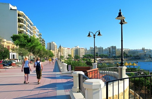 Paceville Apartment | Elite Apartment at Mercury Towers