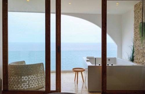 Talat Yai House | "Elite Atoll Khanom: Luxurious Top View Haven"