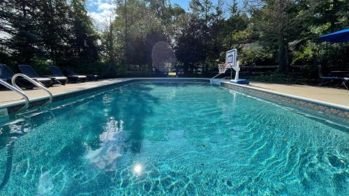 Three Oaks House | Elite Berrywood Farm