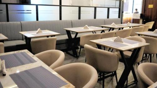 Financial District Hotel | Elite Hotel Gachibowli
