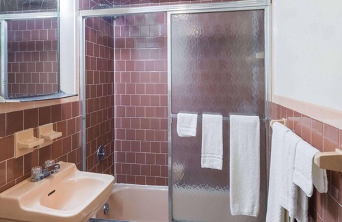 Central Village Hotel | Elite Inn
