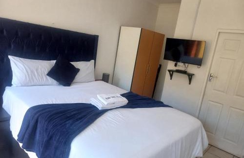 Empangeni House | eliza guest house