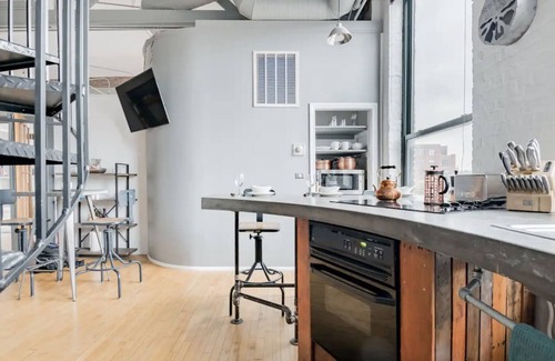West Loop Condo | Elizabeth by Coast to Cactus | Chic Artists Loft