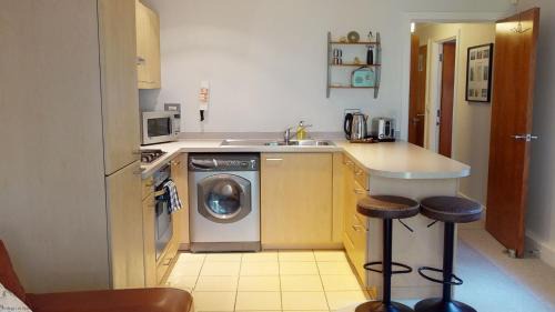 Summertown House | Elizabeth Jennings Way