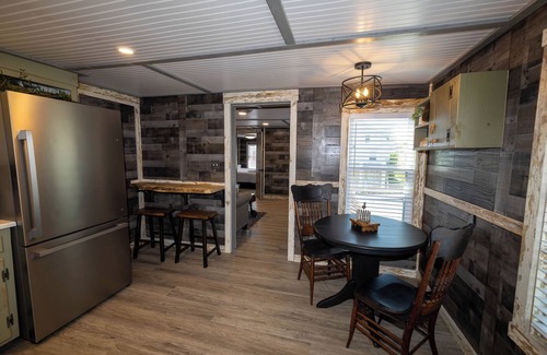 Elizabethtown Apartment | Elizabethtown Cozy Apartment Suite, walkable to downtownn