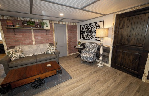 Elizabethtown Apartment | Elizabethtown Cozy Apartment Suite, walkable to downtownn